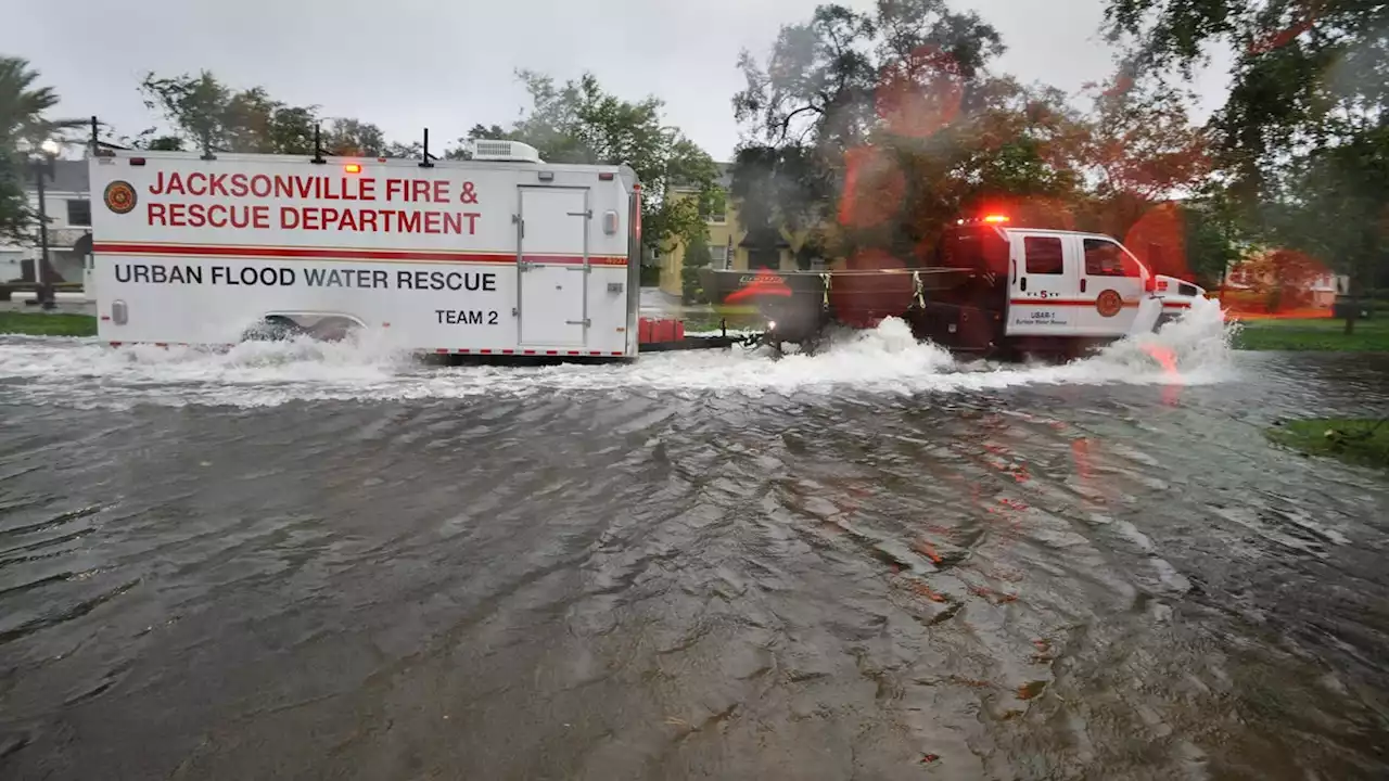 Clearing the way: Emergency road teams allow Jacksonville firefighters to respond amid storm