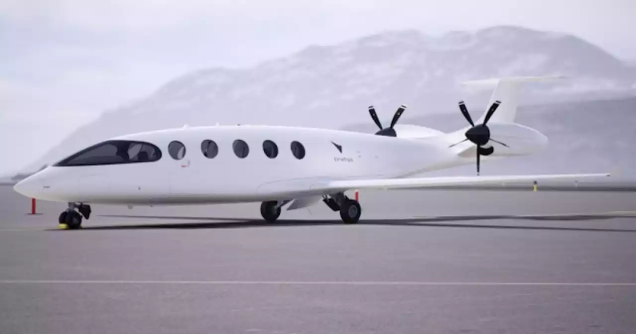 World's first all-electric aircraft takes flight