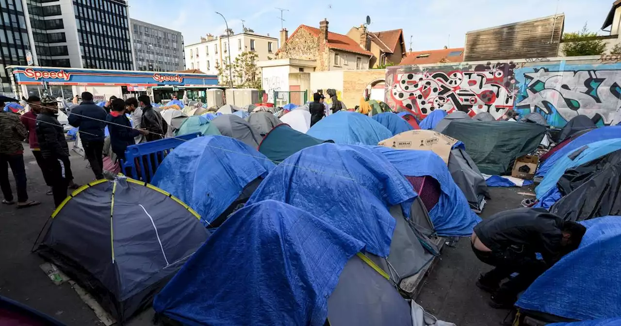 Paris : un nouveau campement de 350 migrants évacué près du canal de l'Ourcq