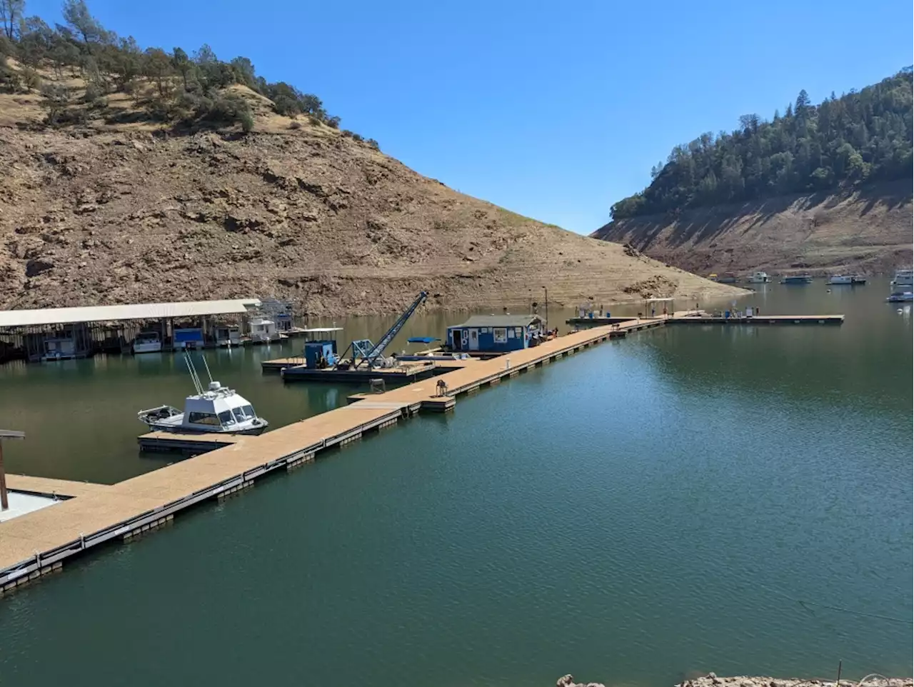 Three Lake Oroville boat launches close because of low water level