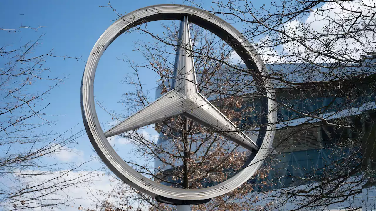 The History of Mercedes-Benz’s Logo