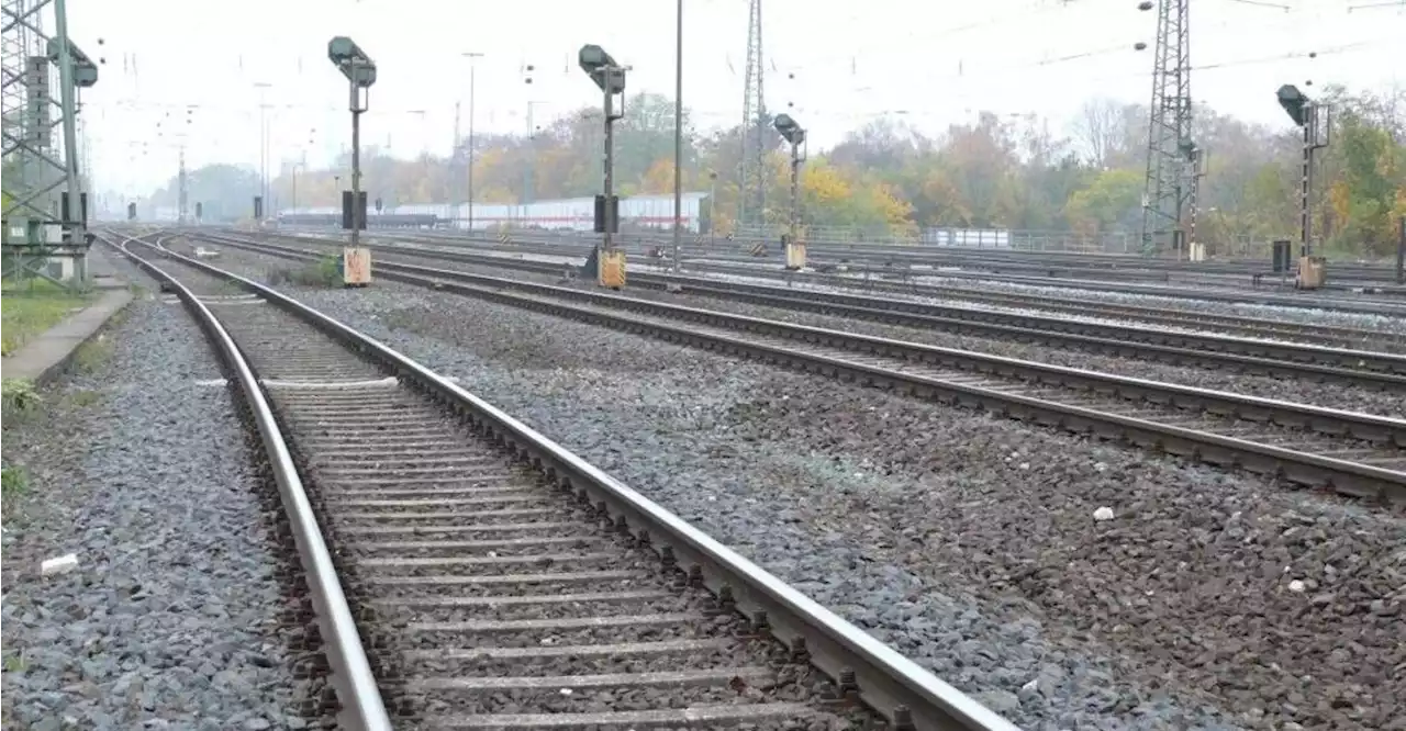 Personalausfall in Stellwerk behindert Bahnverkehr zwischen München und Regensburg