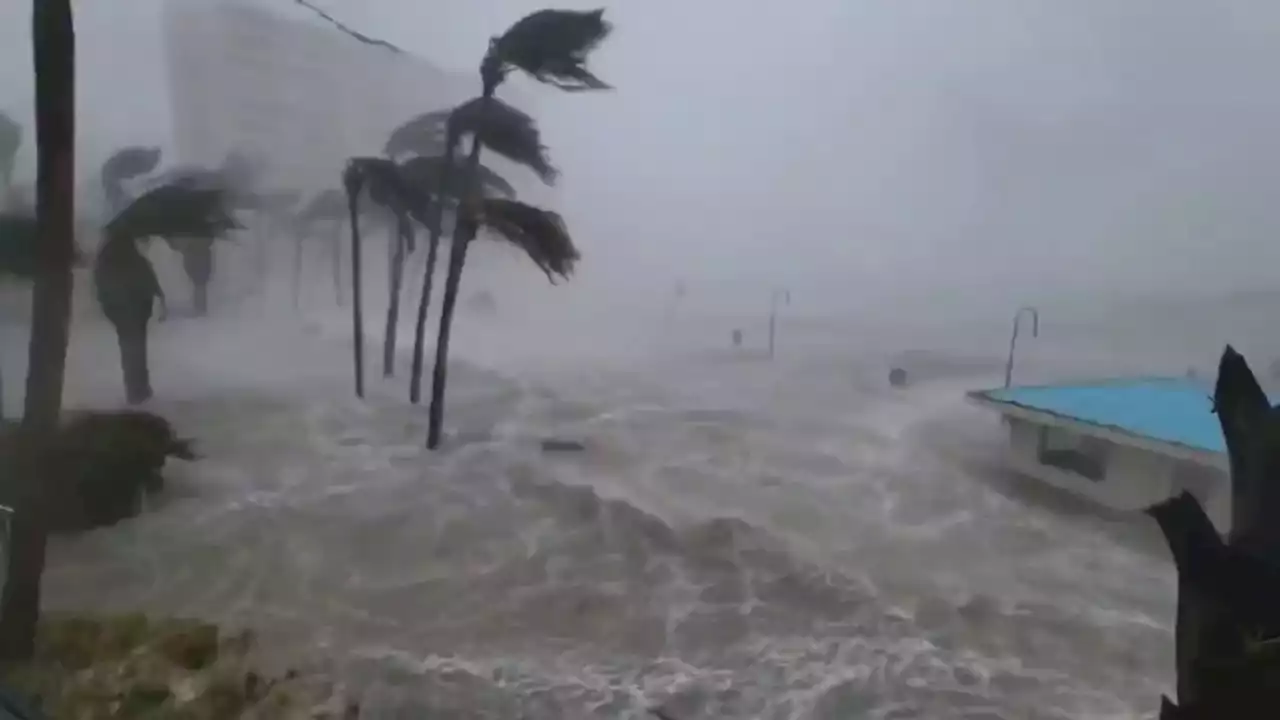 L'uragano è arrivato in Florida: venti a circa 240 km/h e oltre un milione senza elettricità