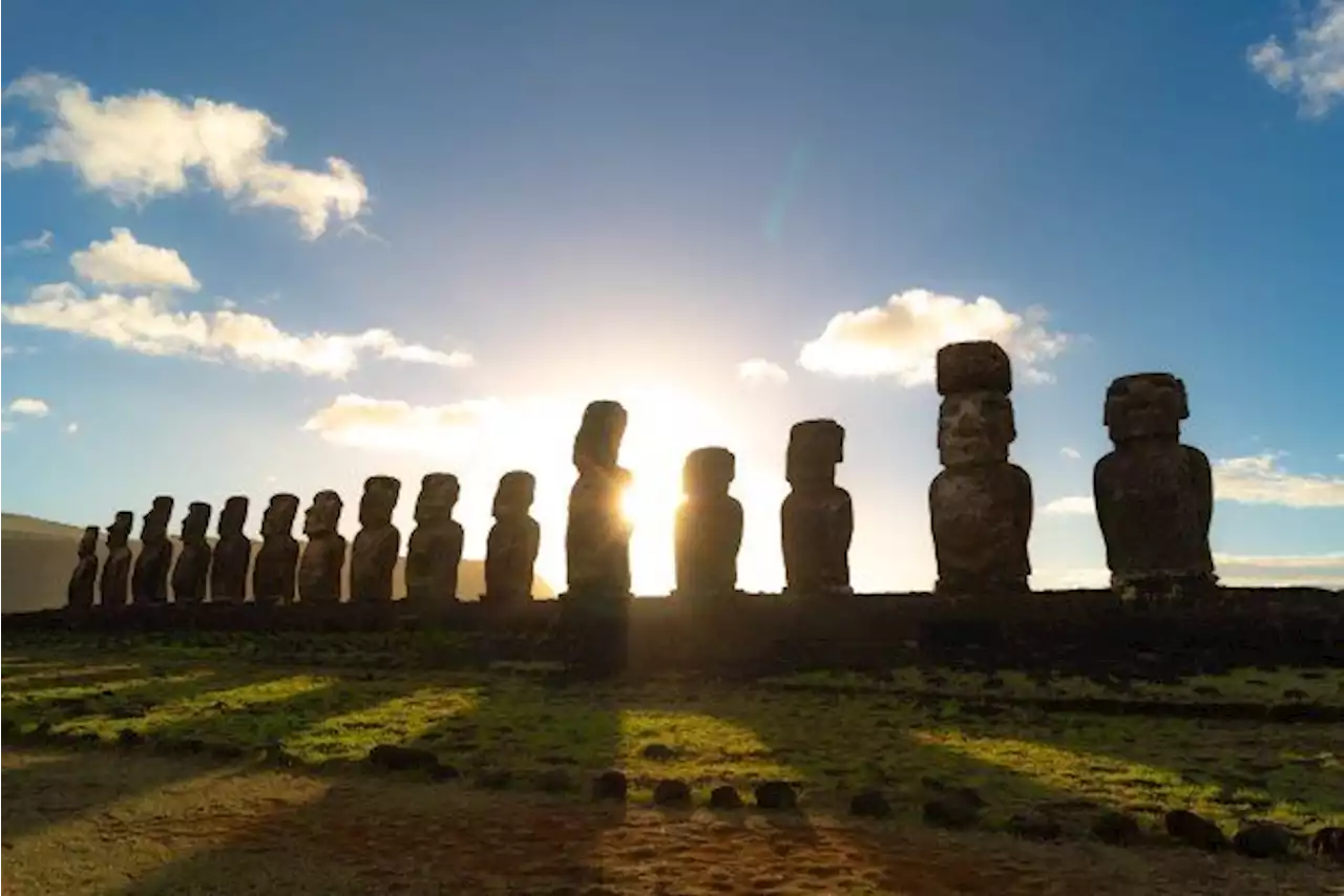 QuickCheck: Do the Easter Islands heads have bodies?