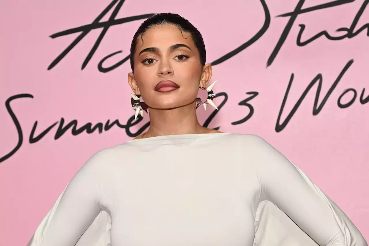 Kylie Jenner’s Caped White Gown Was a Preview of Spring 2023 Fashion