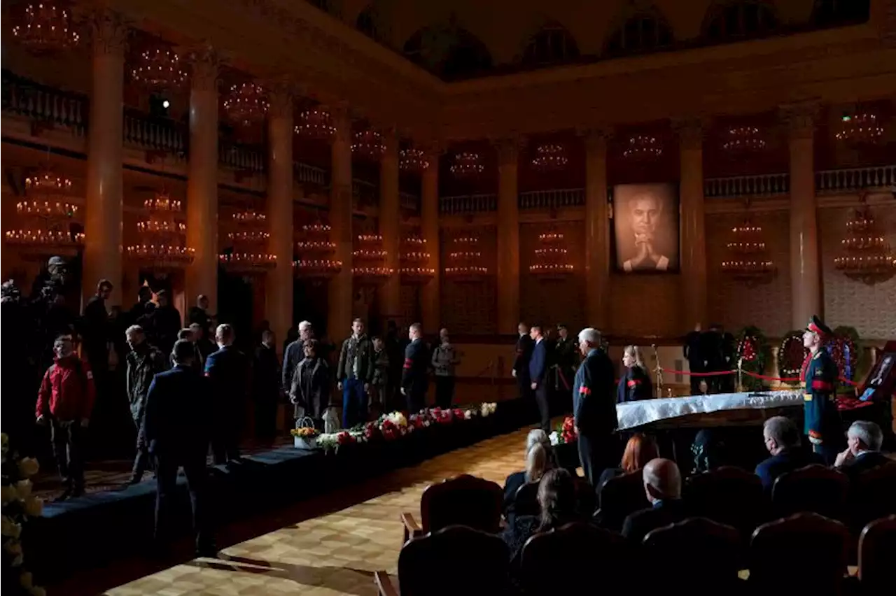 Russians say farewell to USSR's last leader Mikhail Gorbachev in funeral snubbed by Putin | CNN