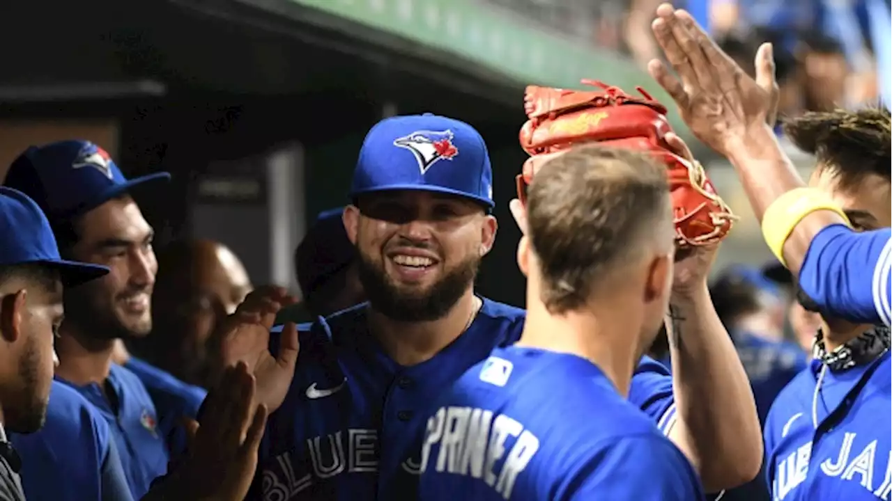 Manoah, Bichette power Blue Jays to 4-0 win over Pirates