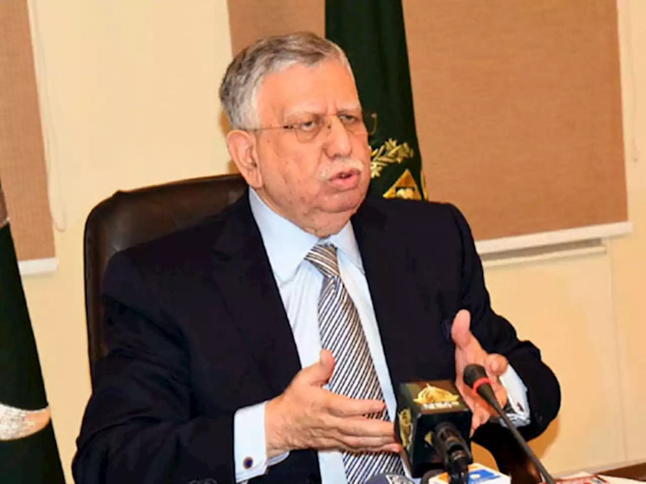 پی ٹی آئی حکومت قائم رہتی تو ستمبر میں آئی ایم ایف کی چھٹی کرادیتے، شوکت ترین - ایکسپریس اردو