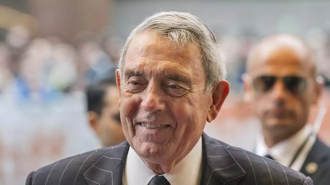 Dan Rather schooled on Twitter for wondering ‘what is going on’ with CNN: ‘Gone full MAGA’