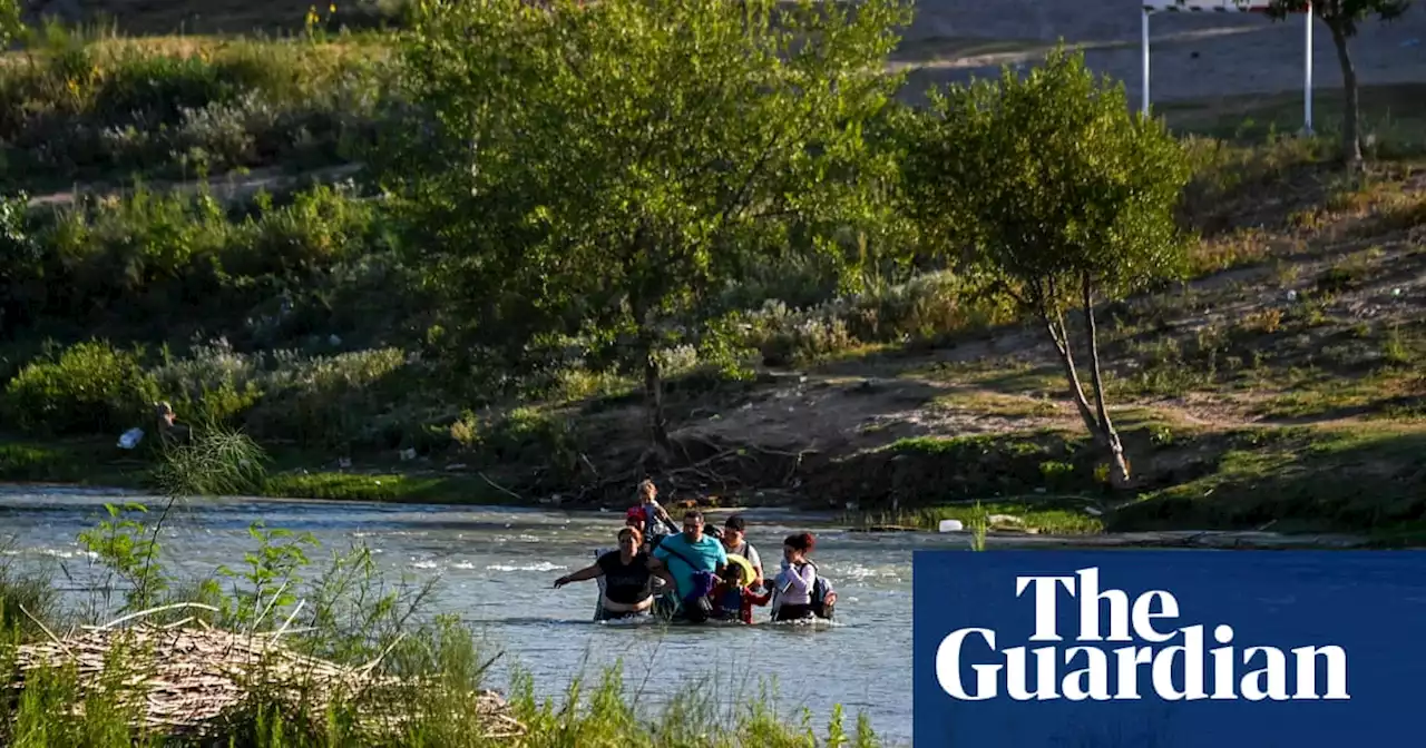Eight killed and dozens rescued from river at hazardous US-Mexico border crossing