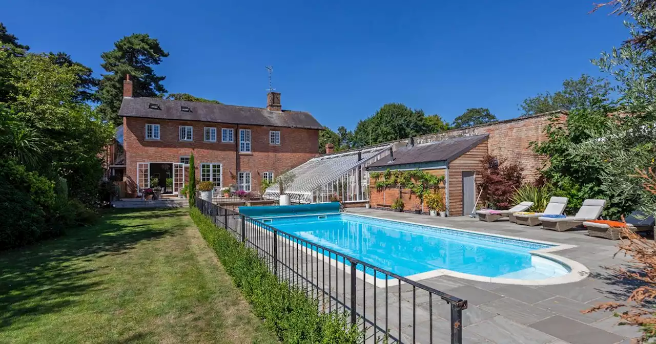 £1.8m 'peaceful and tranquil' Nottinghamshire home on the market