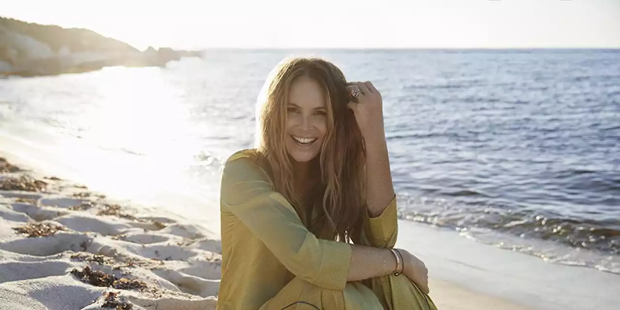 Elle Macpherson has a super helpful tip for parenting teenagers