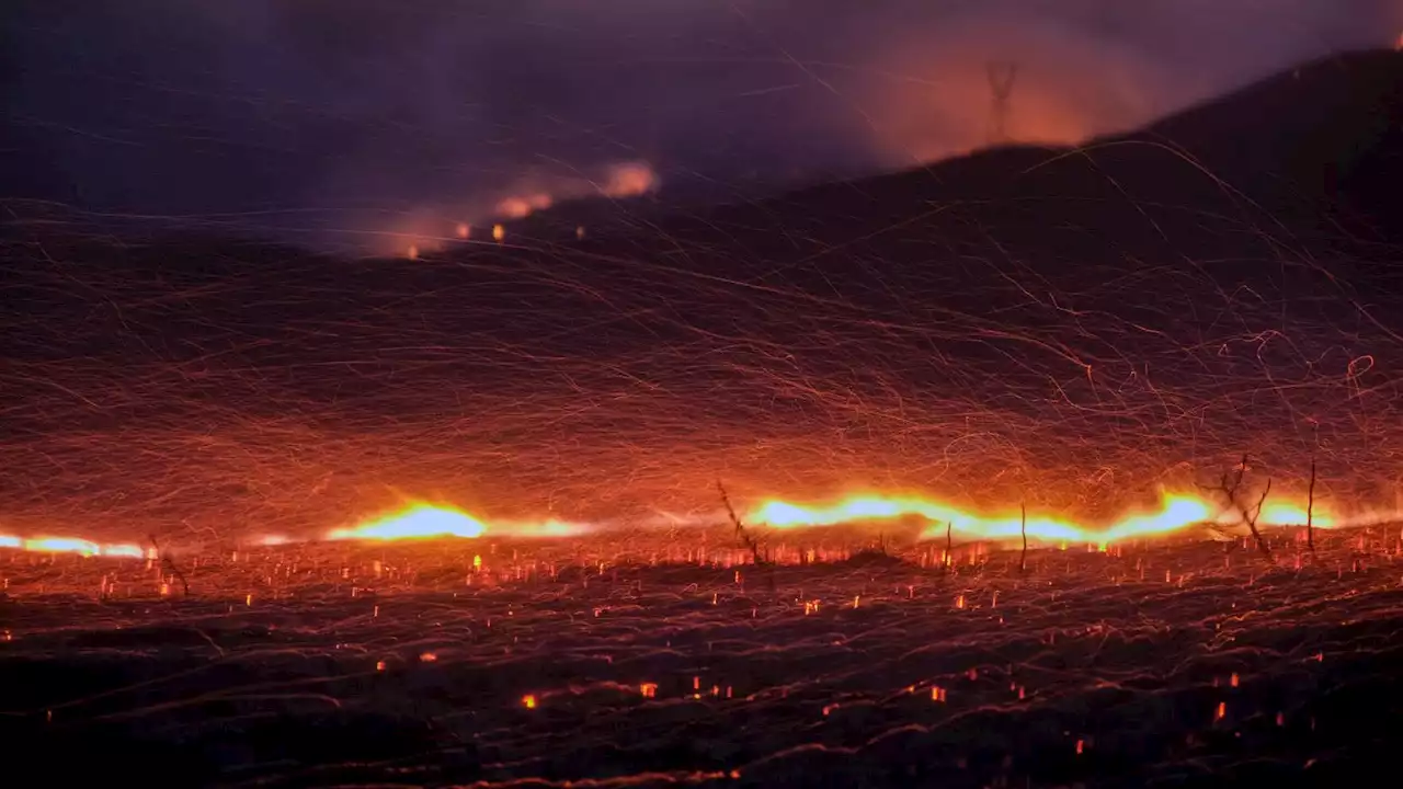 Northern Calif. wildfire forces thousands to flee on Labor Day weekend