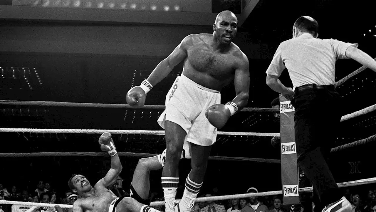 Earnie Shavers, hard-punching boxer with 68 knockouts, dies at 78