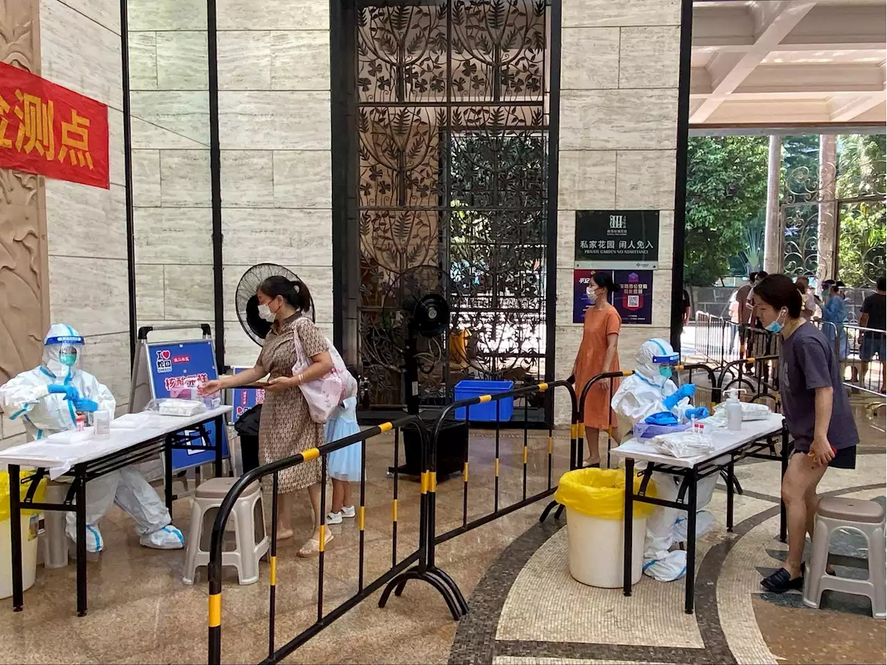 Shenzhen districts locked down as China battles COVID outbreaks