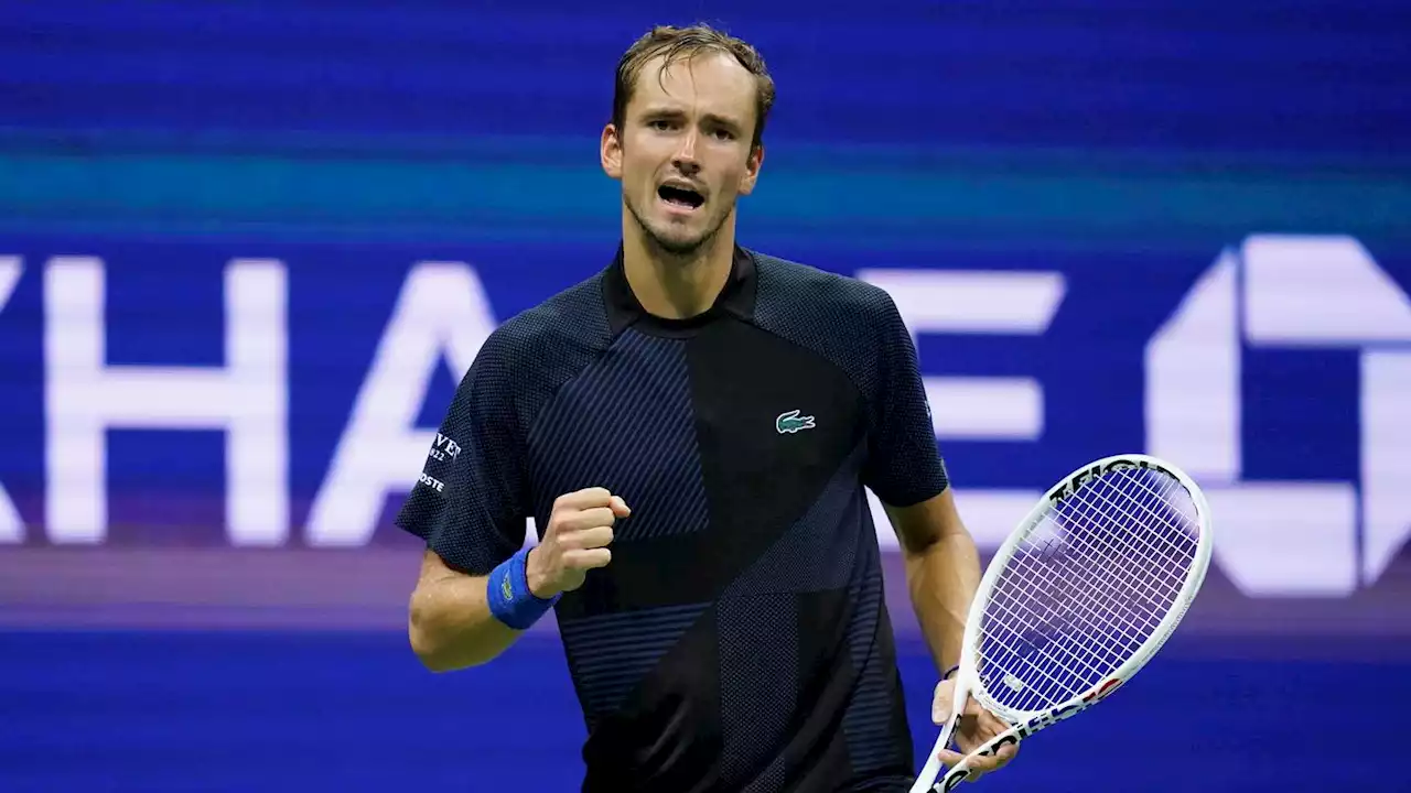 Medvedev ends Wu's run in third round | US Open updates