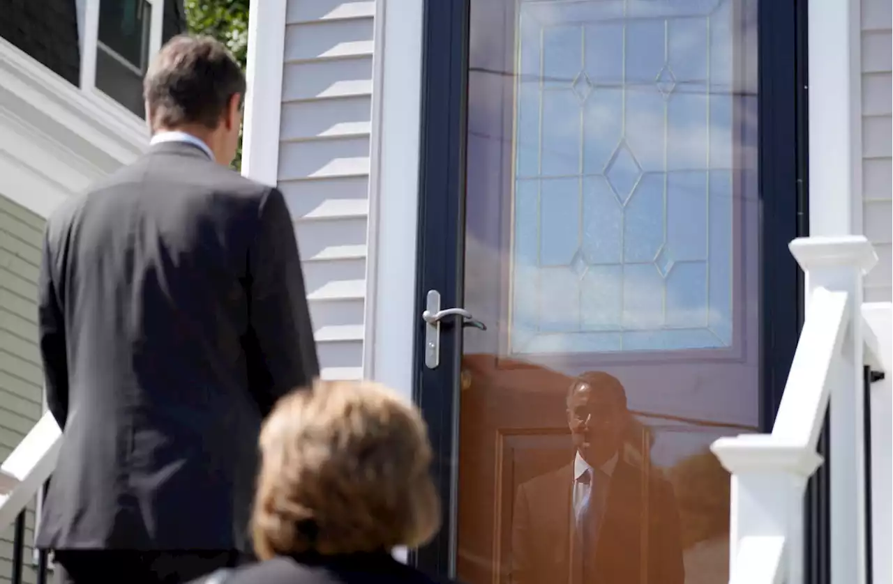 Knock, knock: Jehovah's Witnesses resume door-to-door work