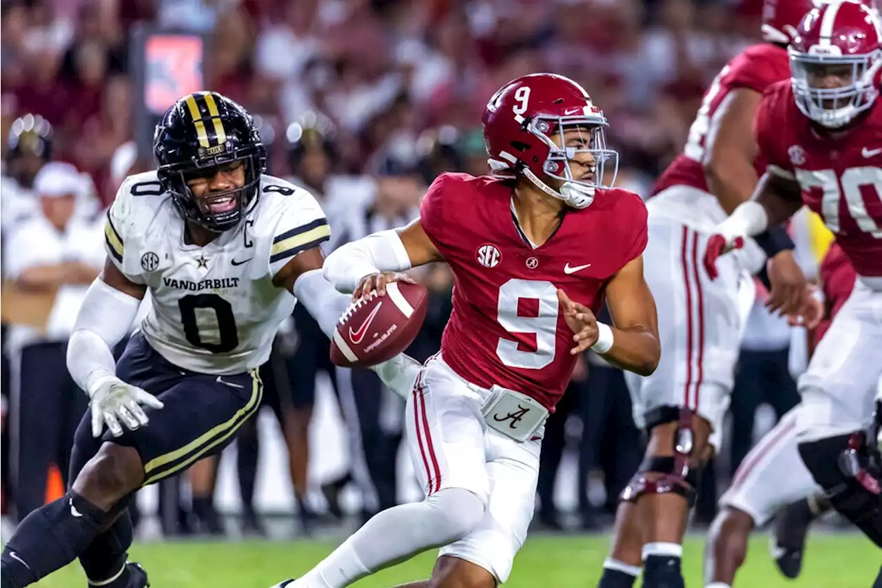 Bryce Young, No. 2 Alabama Face SEC Road Test at No. 20 Arkansas - Alabama News