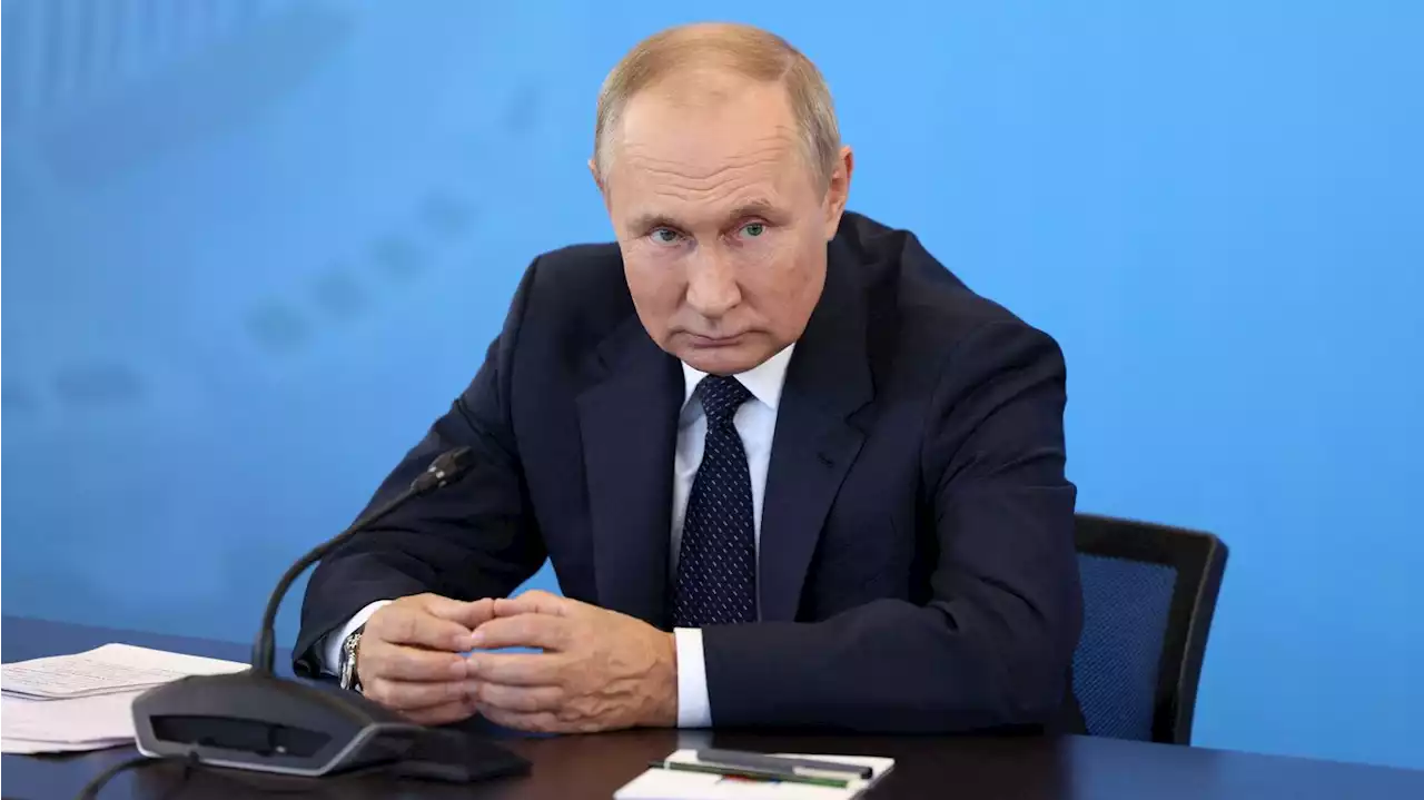 Putin says 'mistakes' must stop as some Russians resist draft