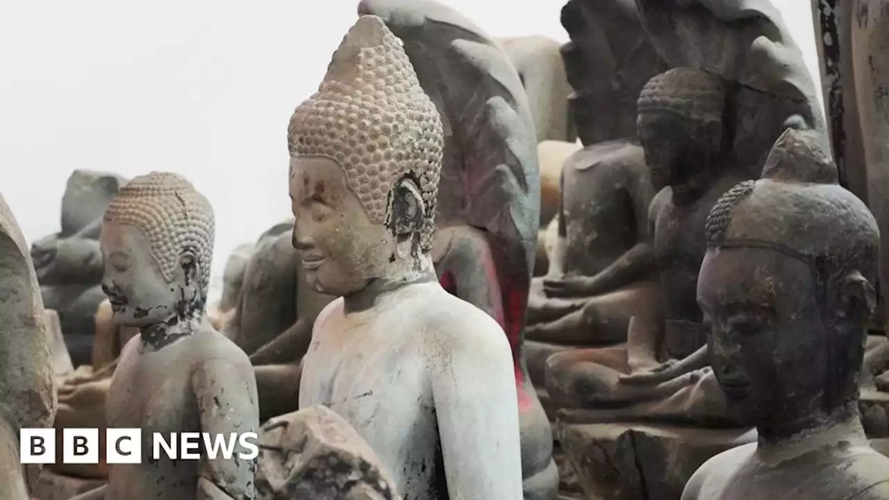 Cambodian team hunting looted treasures visits UK museums