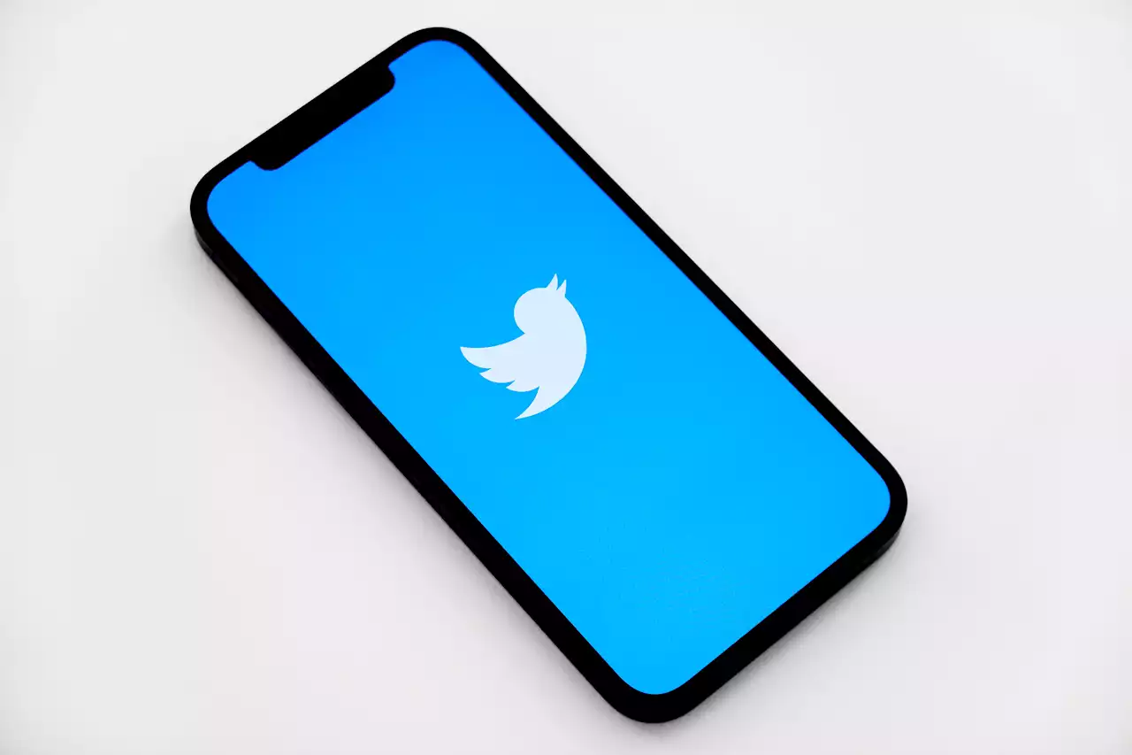 Twitter vient de faire son premier tweet public édité