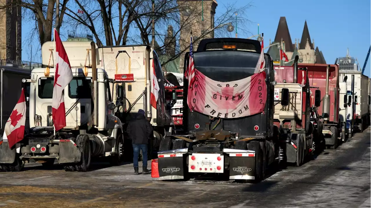 Ottawa mayor wouldn't speak to Parliament security service during convoy: official