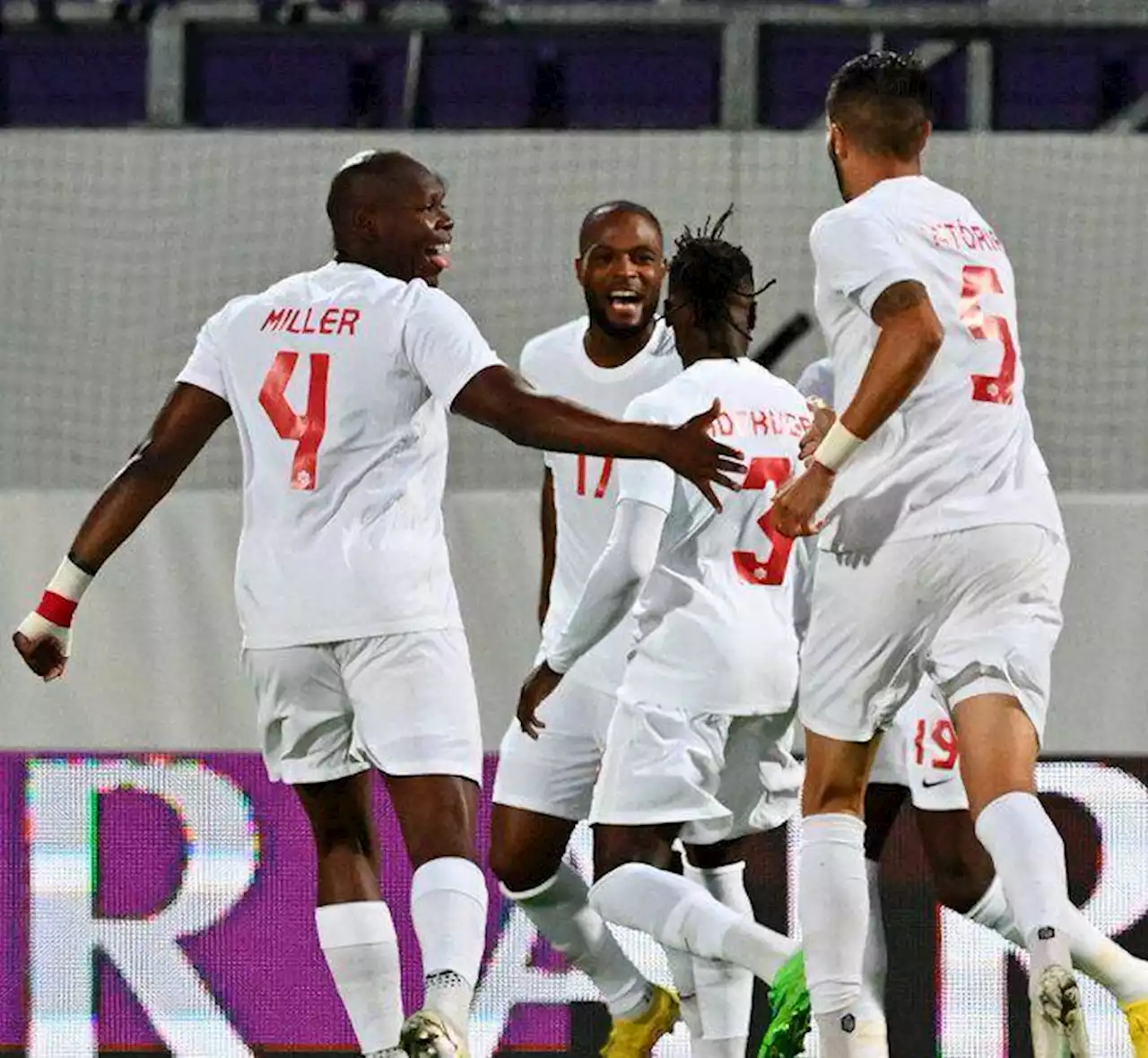 Qatar exigirá prueba covid a los hinchas que irán al Mundial, estén vacunados o no
