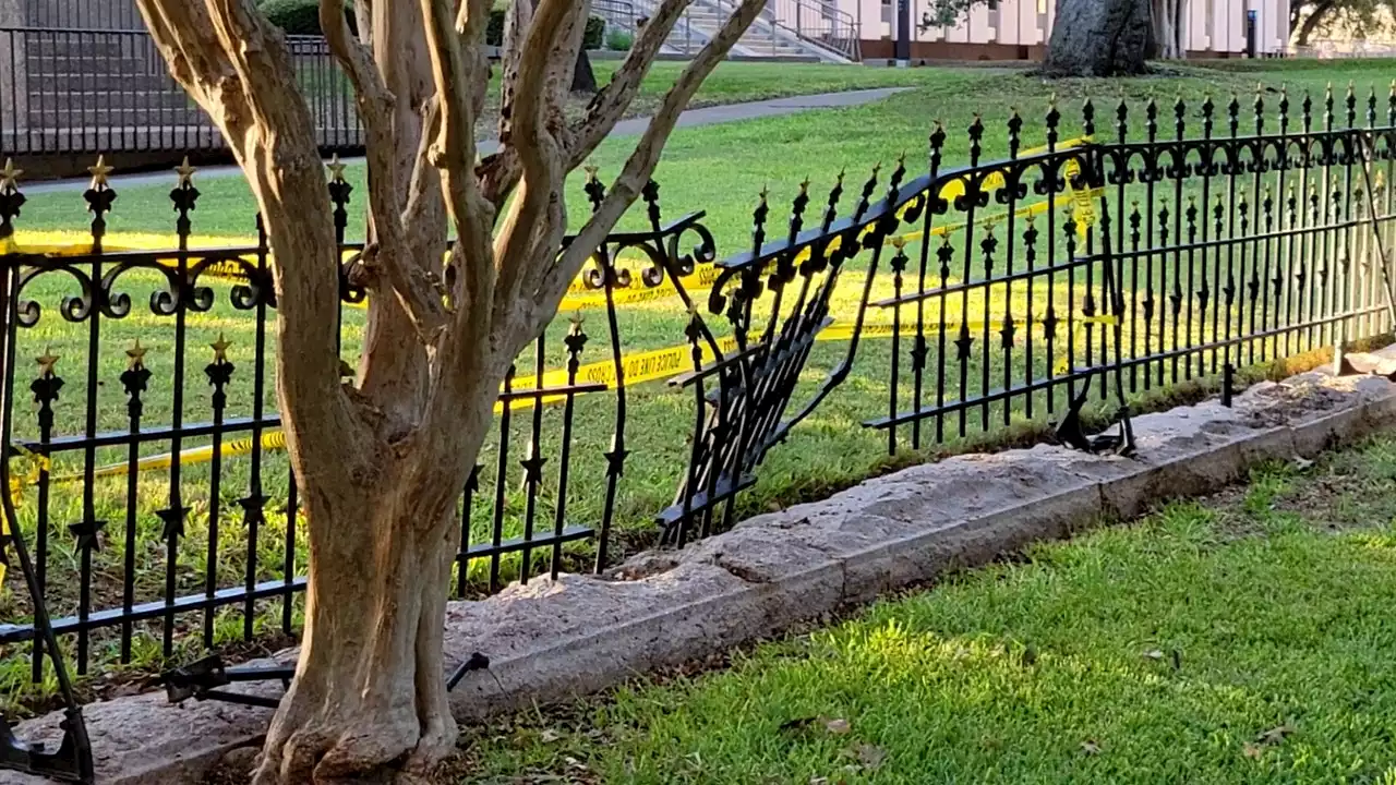 Man arrested after driving vehicle onto Texas State Capitol grounds