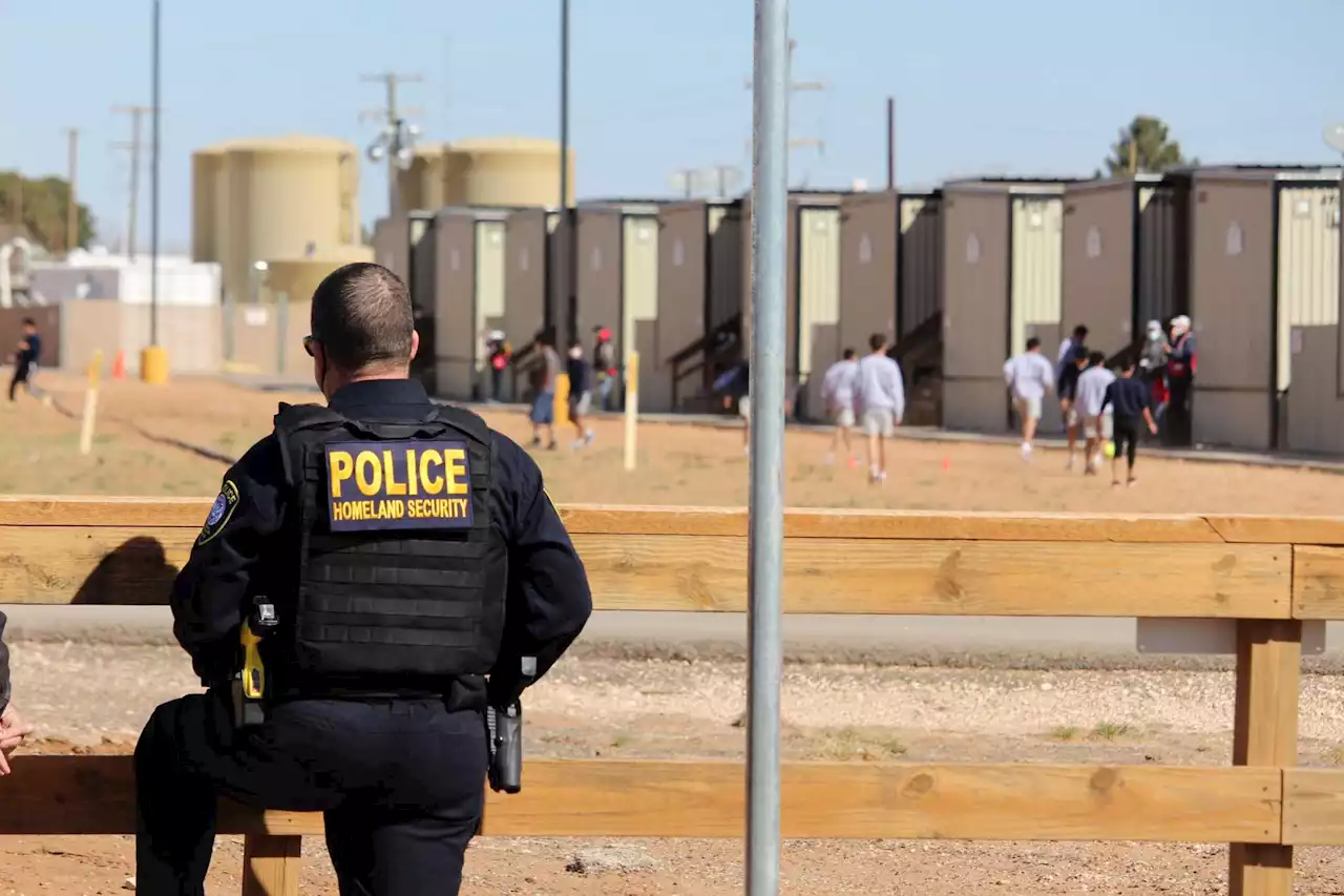 700 migrant children at Texas' Fort Bliss went weeks without help from untrained case managers