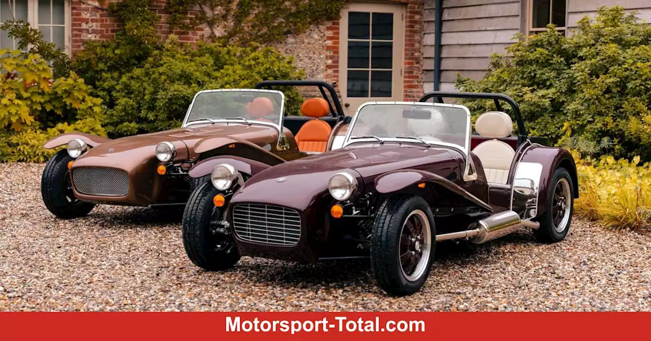 Caterham Super Seven 600 und 2000 debütieren im Stil der 1970er