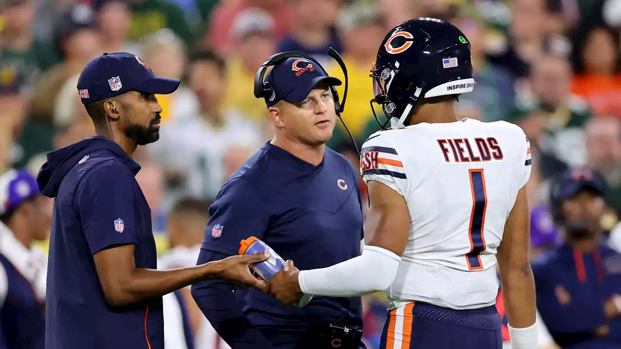 How Bears' Luke Getsy Coaches ‘Rookie' Justin Fields Through Struggles