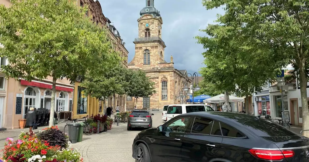 Umstrittenes Projekt in Saarbrücken: Erweiterung der Fußgängerzone am St. Johanner Markt verzögert sich um mehrere Monate