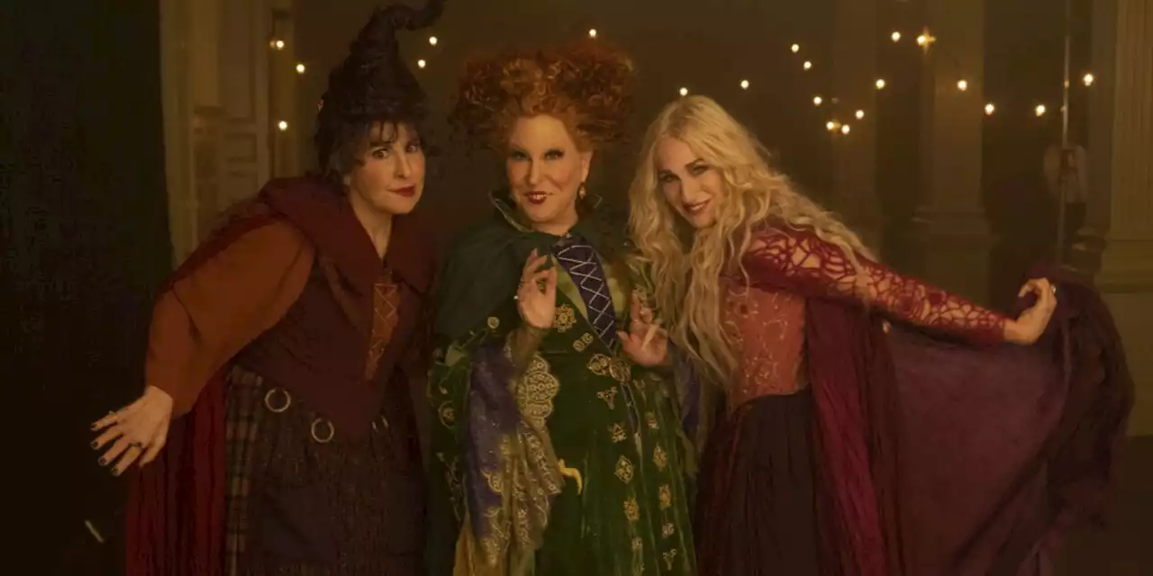 Hocus Pocus 2 (Disney+) : faut-il regarder la suite du film avec Sarah Jessica Parker ?