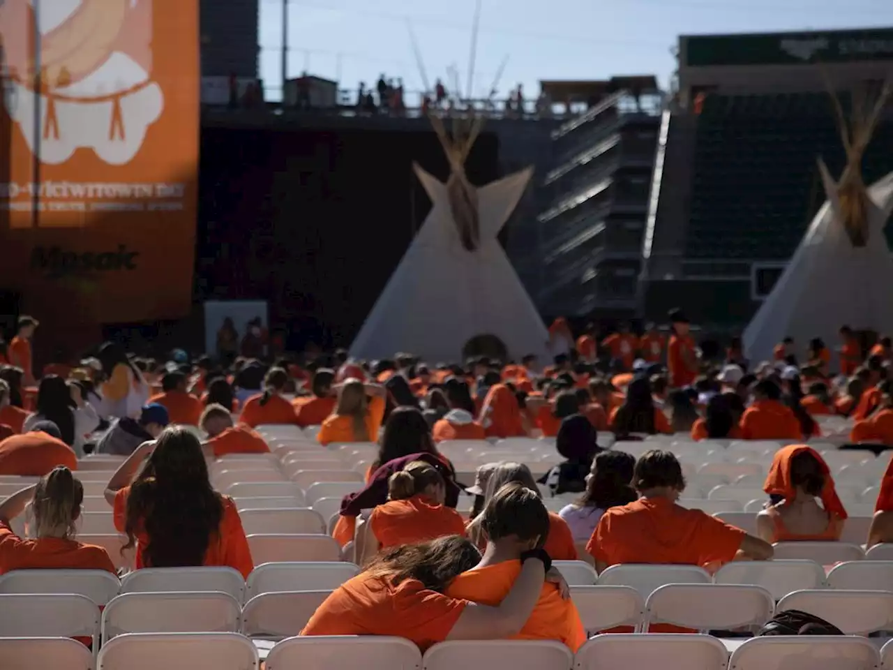 Inaugural Miyo-wiciwitowin Day floods Mosaic Stadium with orange