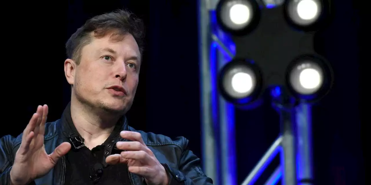 Twitter Co-Founder Dorsey Tried to Smooth the Way for Musk, Agrawal, Messages Show