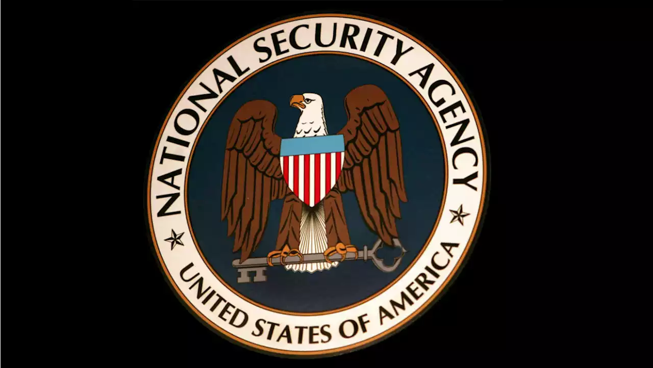 Former NSA employee allegedly tried to give classified info to foreign country