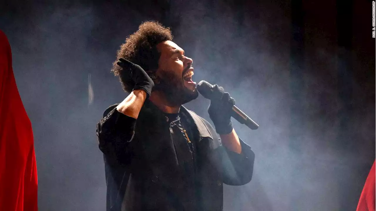 The Weeknd cancels Los Angeles show mid-song due to vocal issues