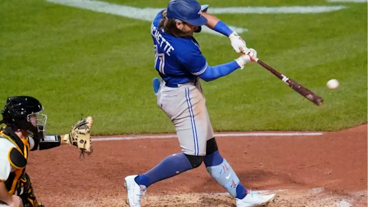 Bichette's bases-clearing double leads Jays past Pirates 4-1