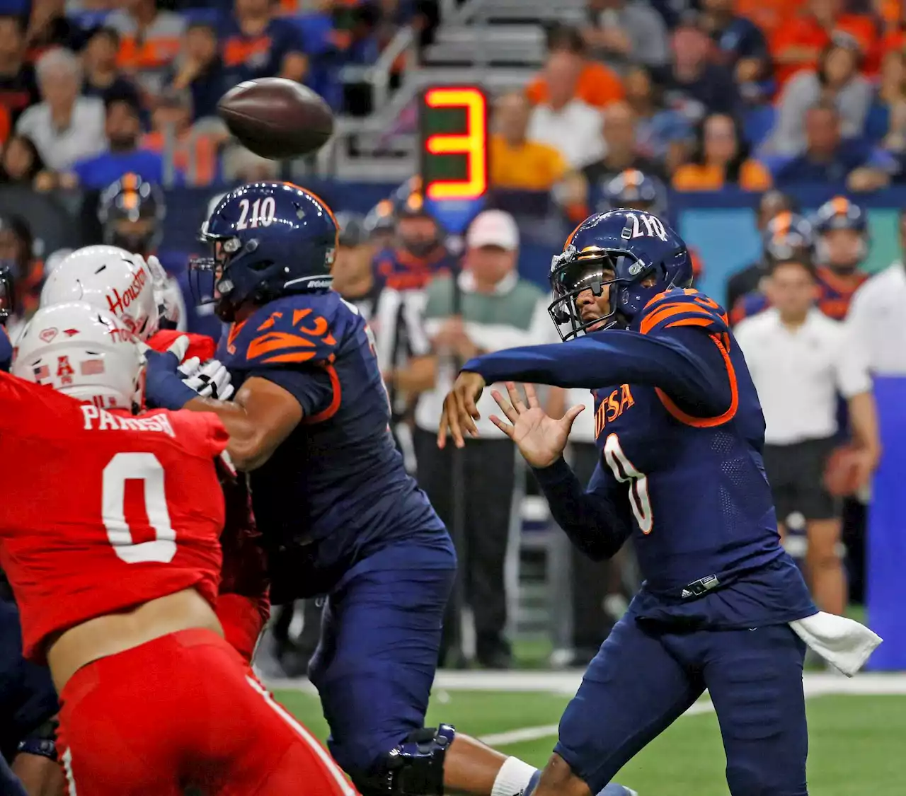 Mistakes prove costly as UTSA falls short of milestone win