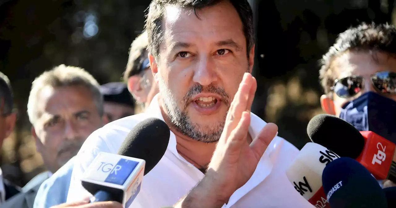 Salvini, um dos líderes da extrema-direita italiana, defende fim das sanções à Rússia