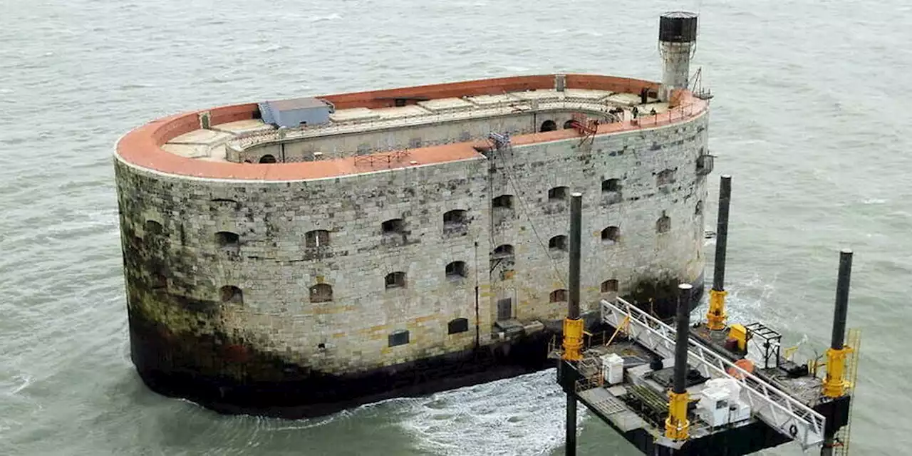 Fort Boyard : un youtubeur rentre dans le fort, l'émission porte plainte