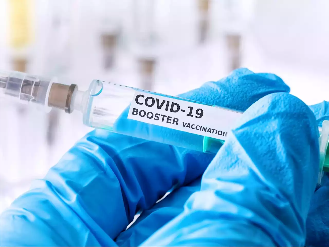 NACI now suggests Canadians consider a COVID-19 booster every 90 days