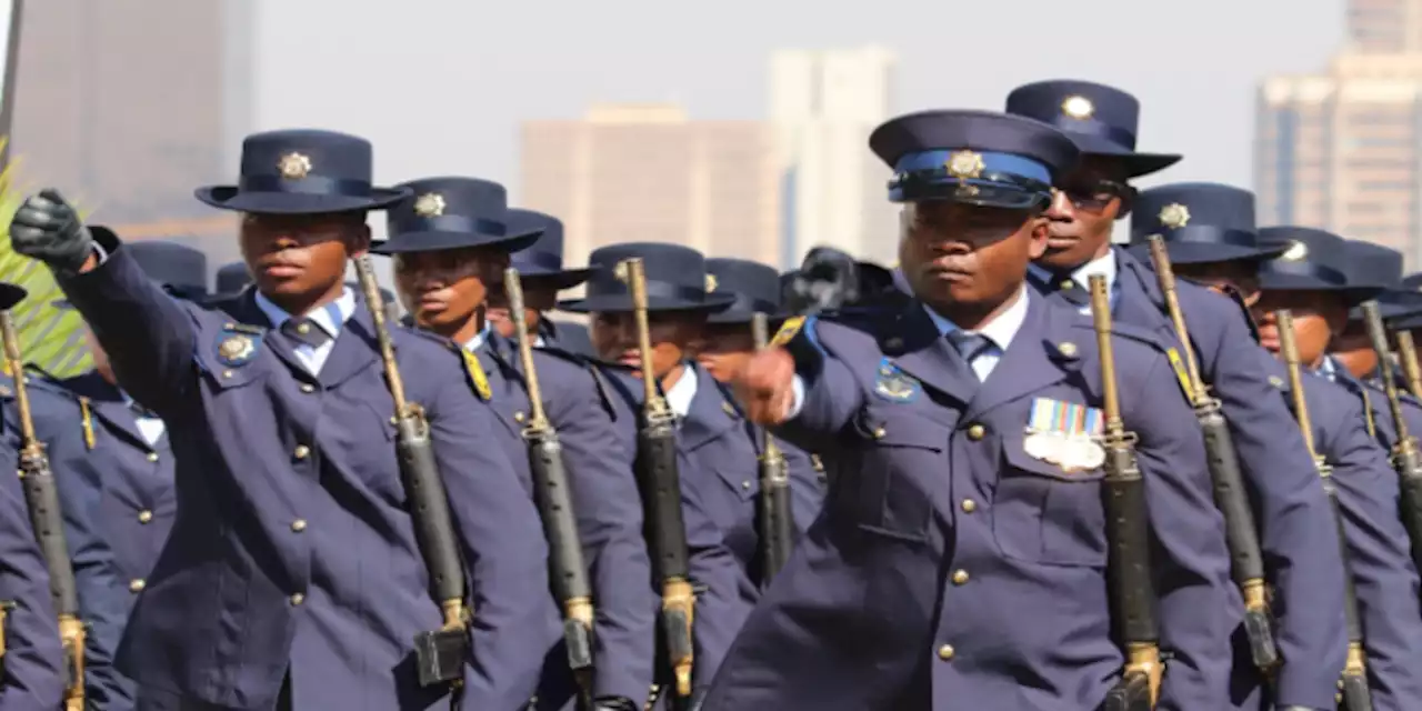 Families of slain police officers, reservists gather at Union Buildings - SABC News - Breaking news, special reports, world, business, sport coverage of all South African current events. Africa's news leader.