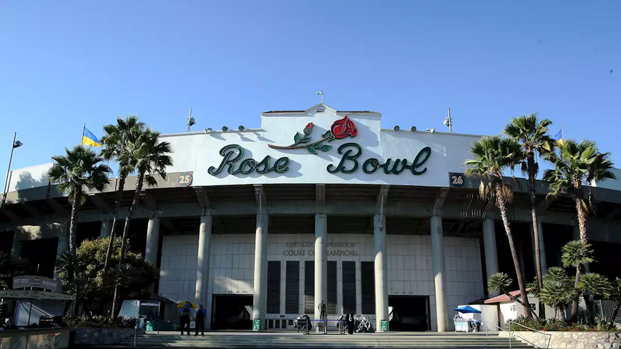 UCLA-Bowling Green Make Rose Bowl History