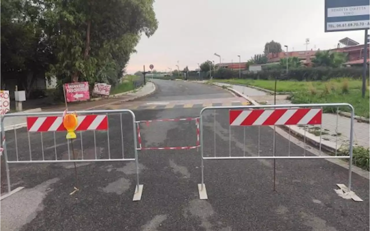 Fiumicino, calcinacci caduti da viadotto: chiuso Corridoio