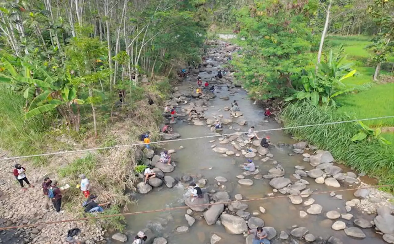 Ratusan Orang Kampanye Stop Racun & Setrum Lewat Lomba Mancing Uceng di Sragen