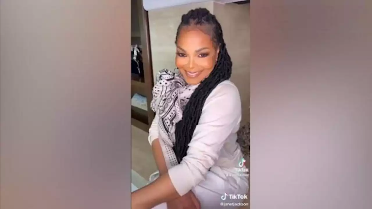 Janet Jackson Tunjukkan Penampilan dari Tanpa Makeup Menjadi Glamor