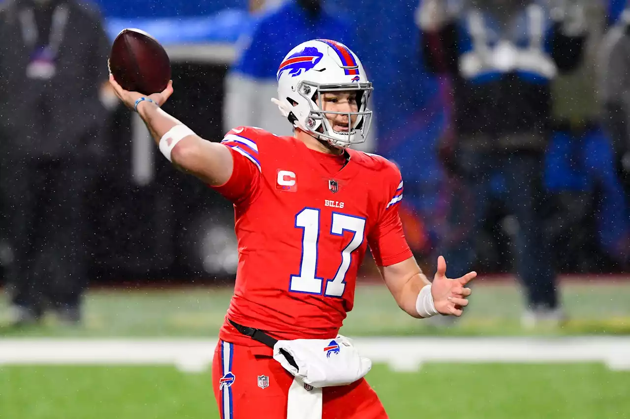 Fantasy Football Rankings: 2022 Top QBs