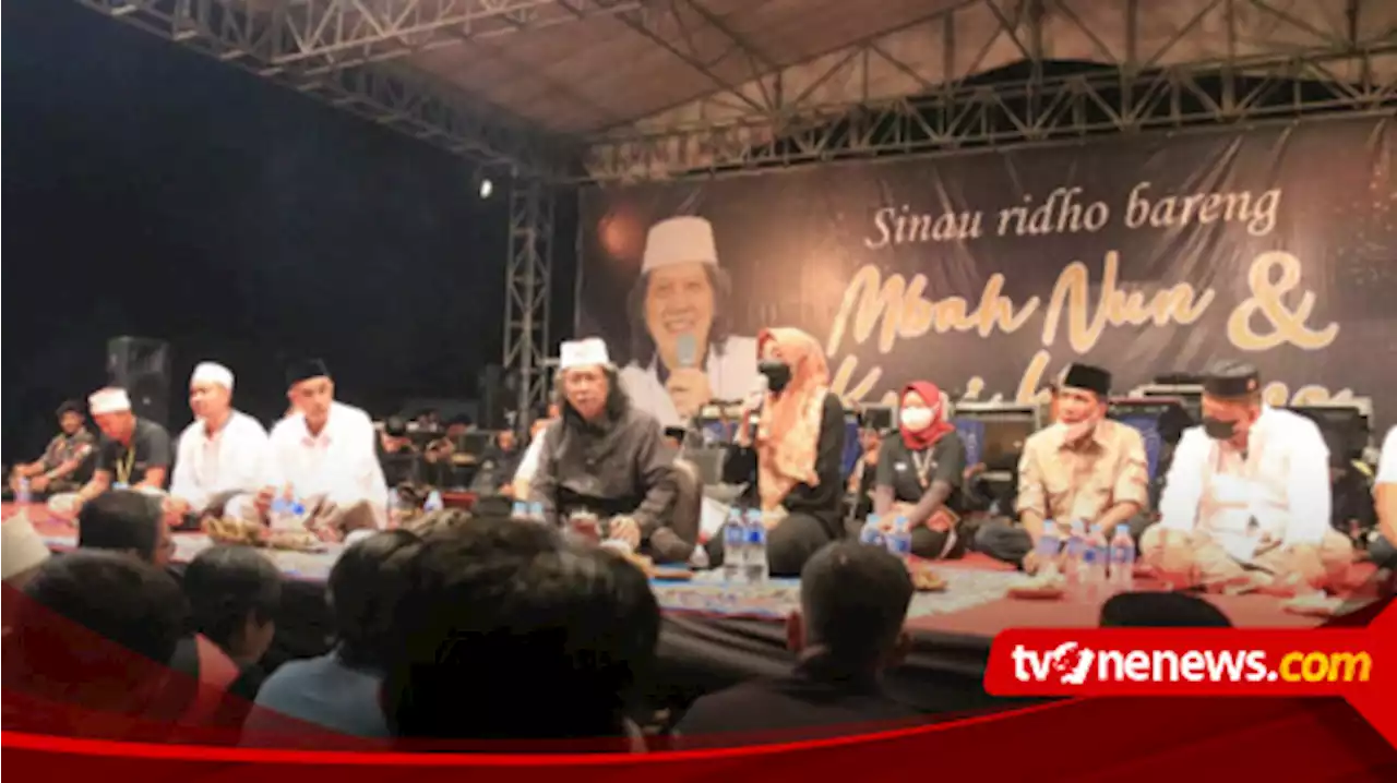 Sinau Ridho Bareng Cak Nun, Dihadiri Bupati dan Wakil Bupati Mojokerto