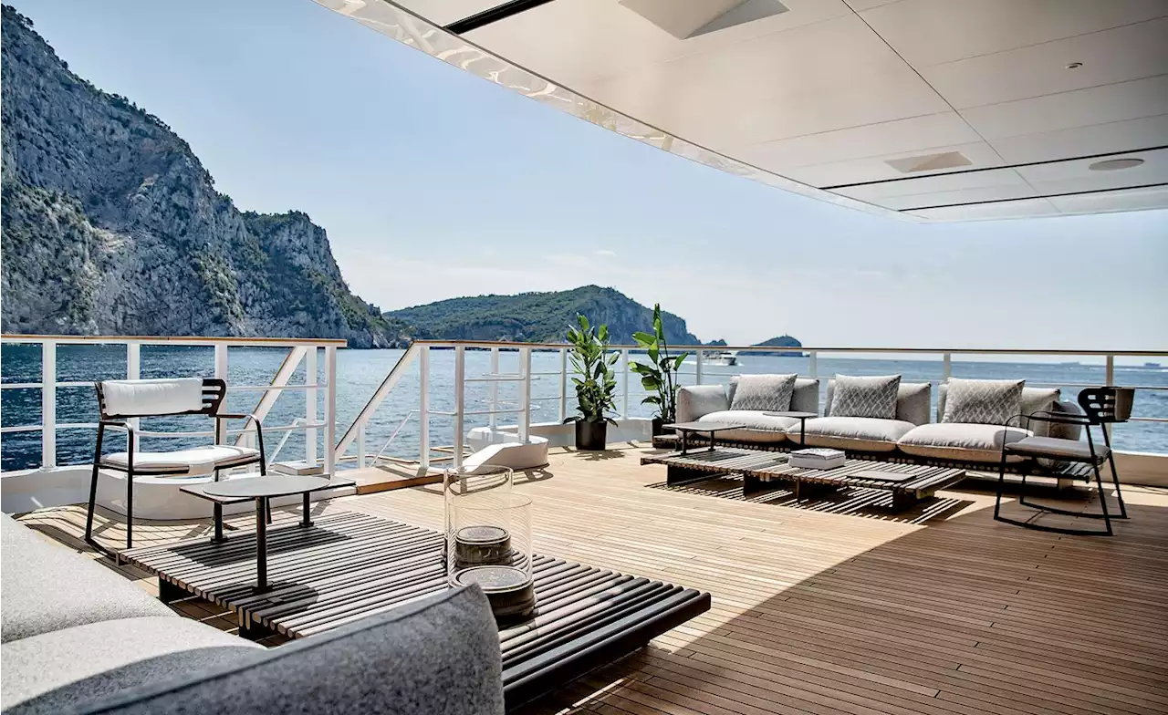 Giorgetti creates interiors for Benetti’s innovative B.Yond yacht